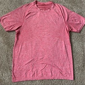 Men’s Lululemon Athletica T-shirt Red XL